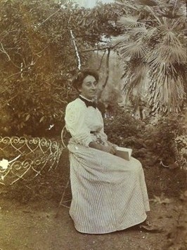 Anna Franchi. Per l’immagine si ringrazia la Biblioteca Labronica di Livorno, Centro di Documentazione e Ricerca Visiva, Raccolta iconografica, fondo Franchi.